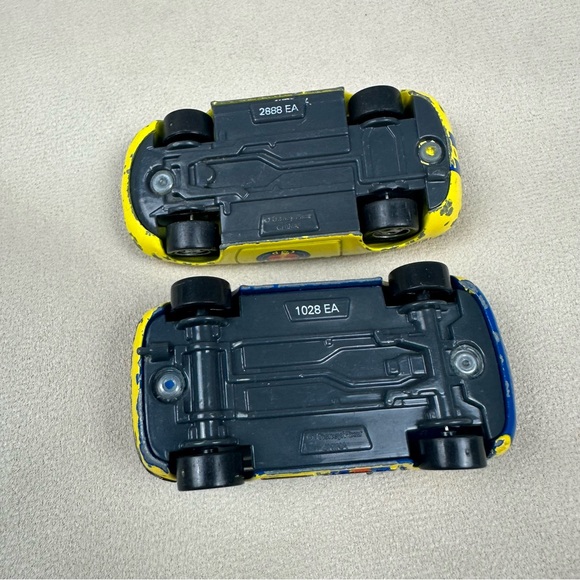 Disney Pixar Cars Piston Cup Official And  Pace Car Diecast - Picture 6 of 7